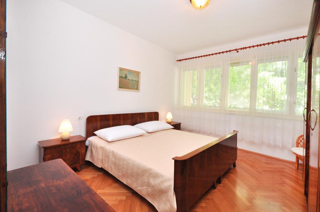 Downtown Apartment Durdica สปลิท ภายนอก รูปภาพ
